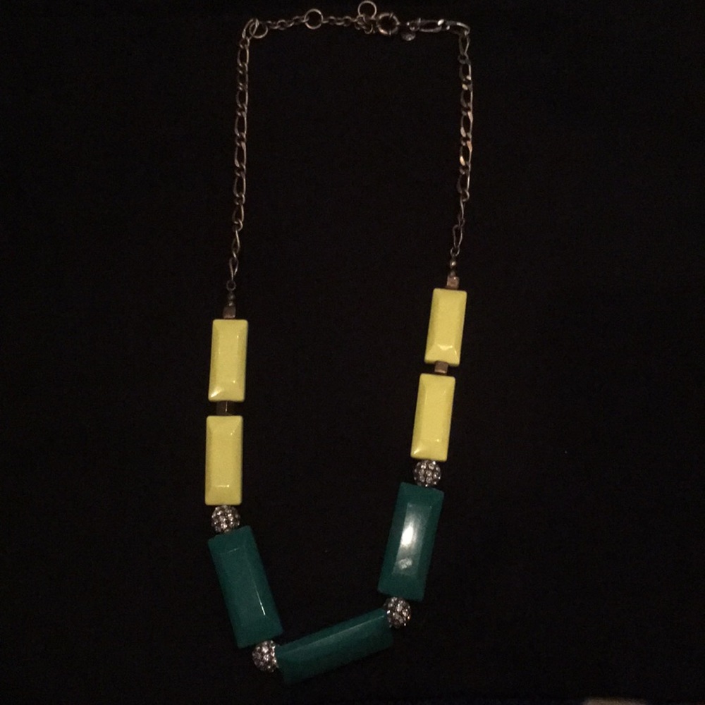 Statement necklace
